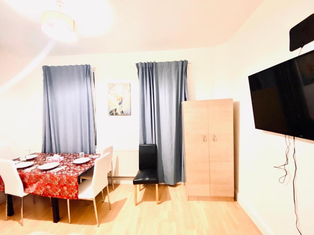 Appartamento Lovely 3 Bedroom Property Next To Paddington Station Central *